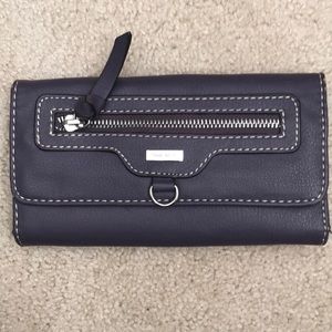 Nine West wallet